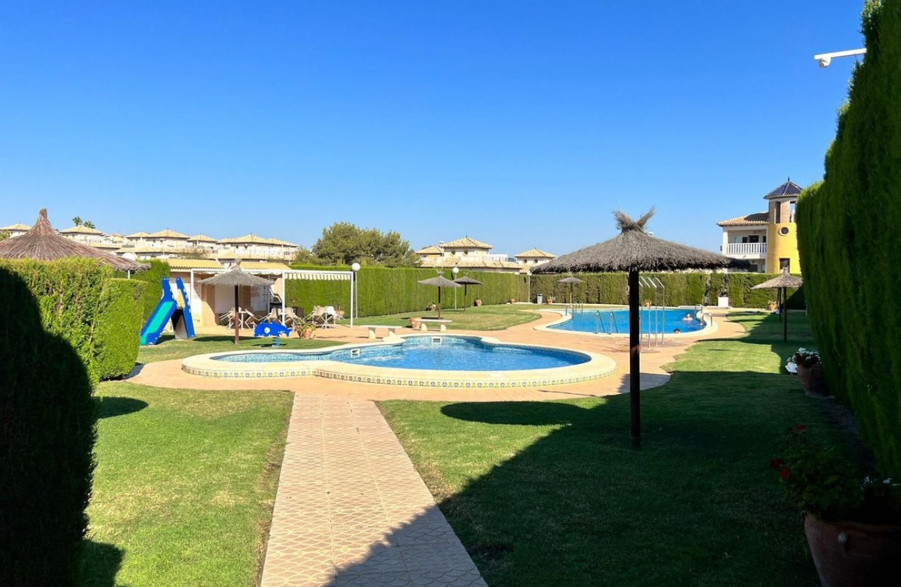 Resale - Town House -
Orihuela - Orihuela Costa