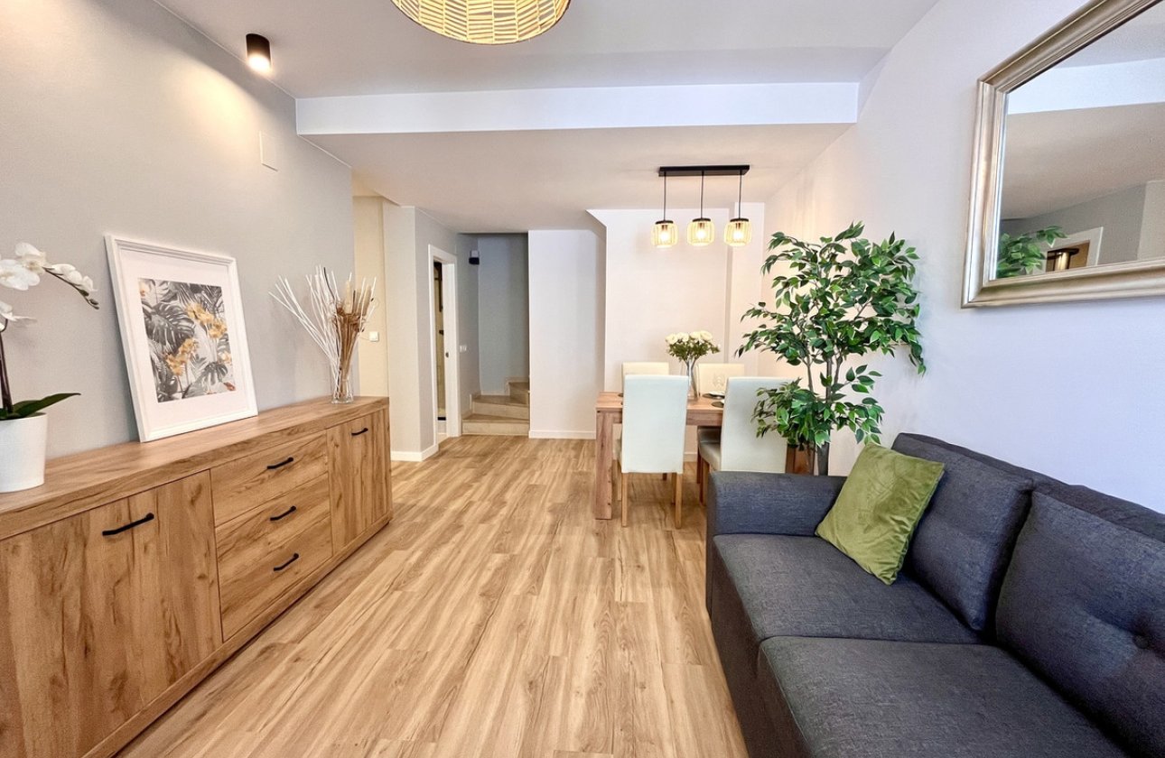 Resale - Town House -
Orihuela - Playa Flamenca