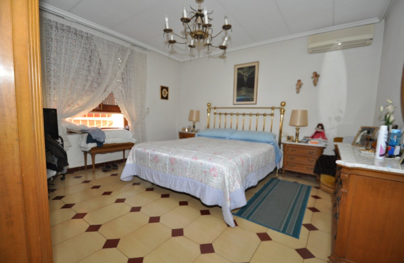 Resale - Town House -
Petrel - Petrer