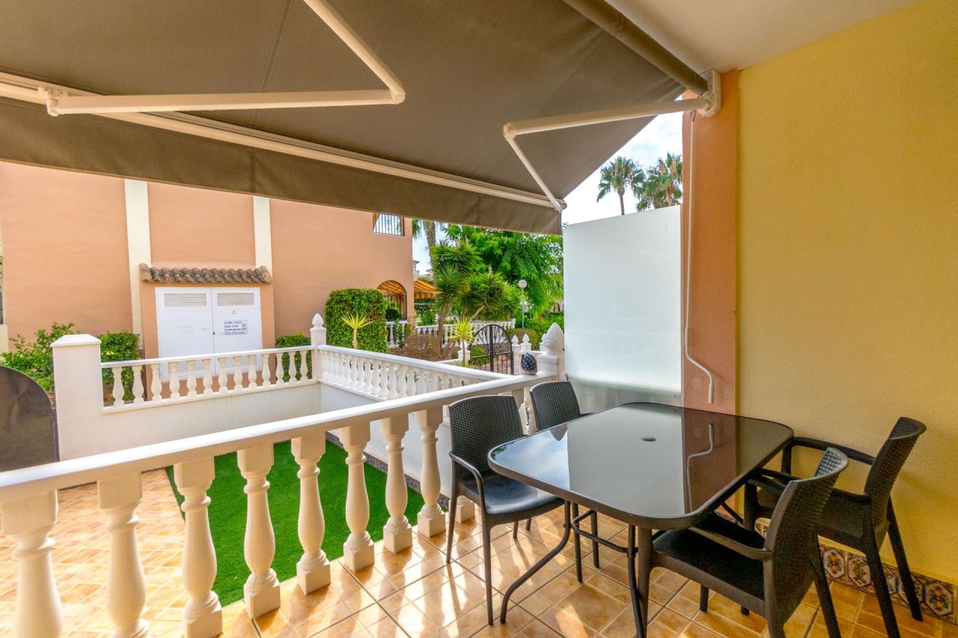 Resale - Town House -
Playa Flamenca