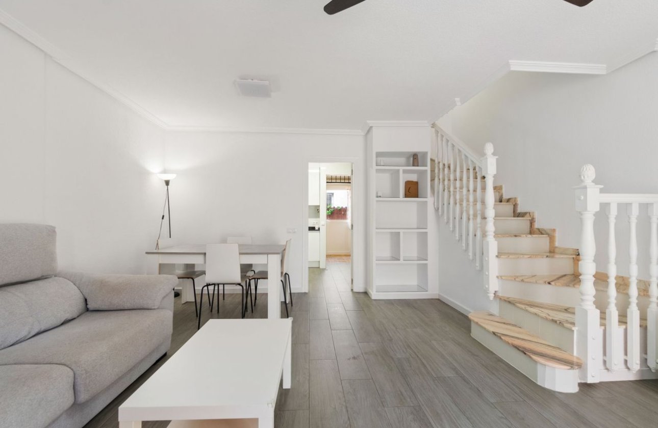 Resale - Town House -
Playa Flamenca