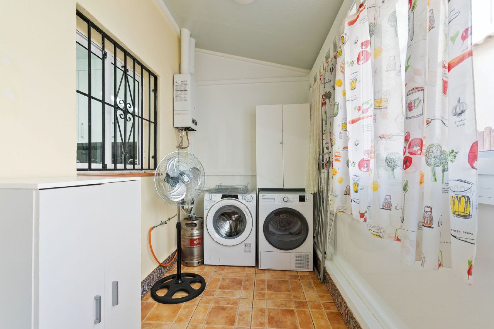 Resale - Town House -
Playa Flamenca