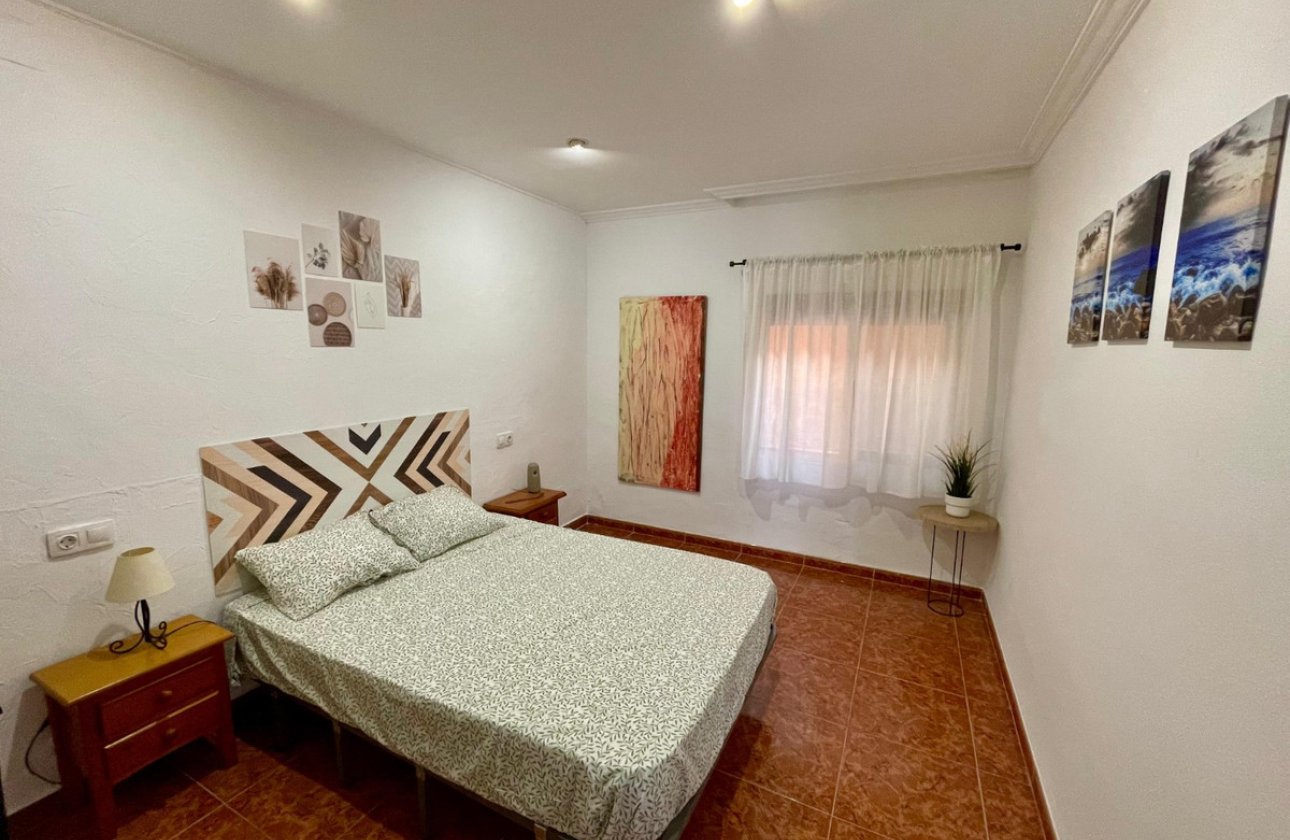 Resale - Town House -
Salinas - Salinas Centro