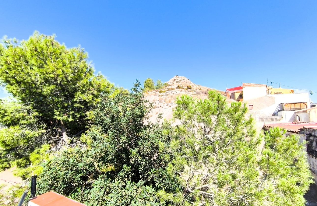 Resale - Town House -
Sax - Sax Centro