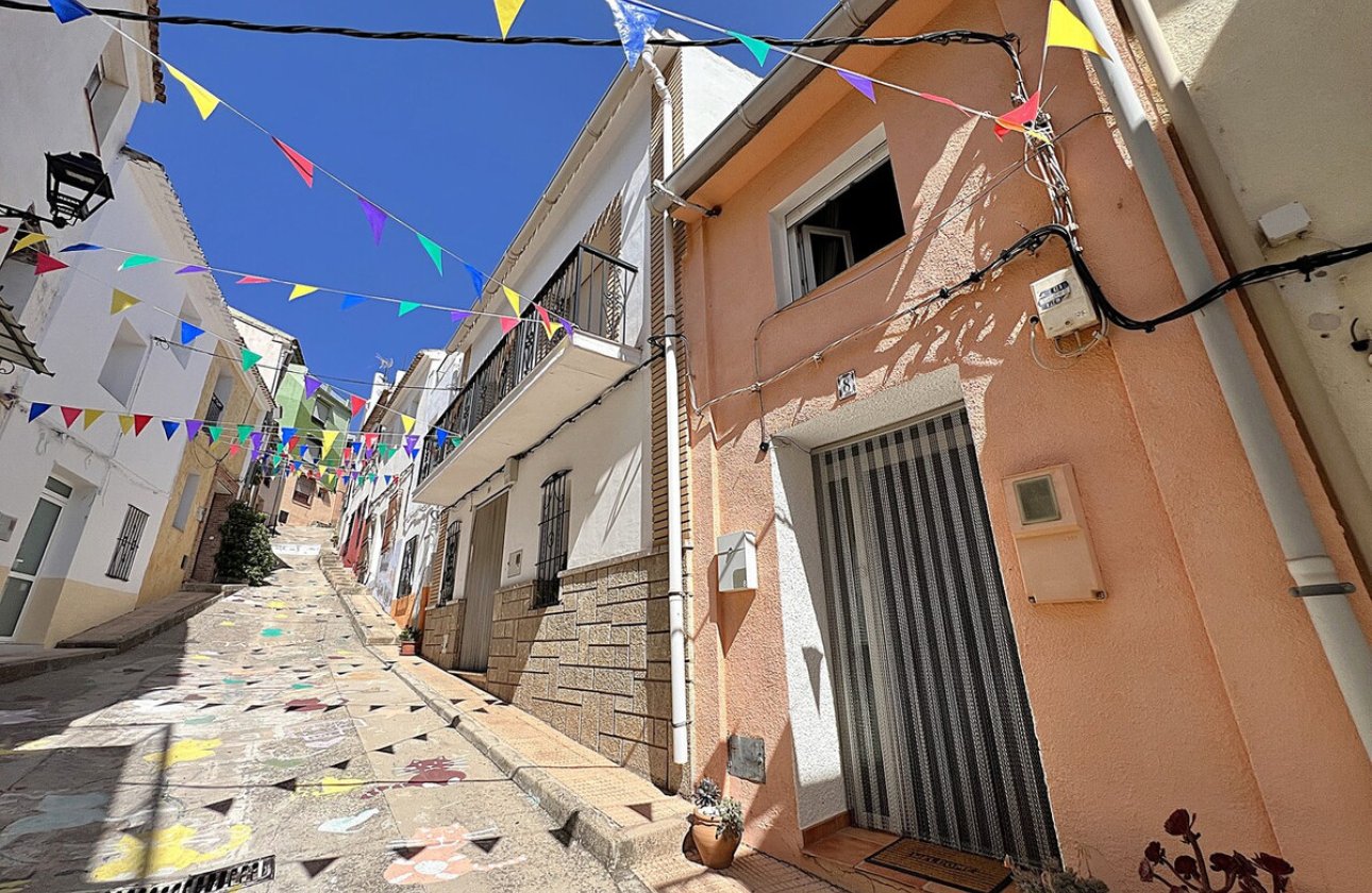 Resale - Town House -
Tárbena