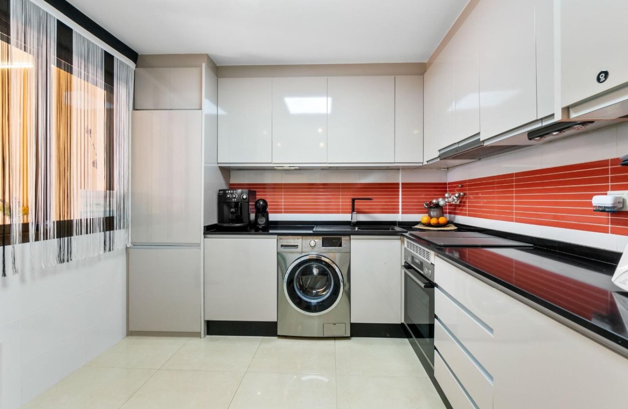 Resale - Town House -
Torrevieja - Aguas Nuevas