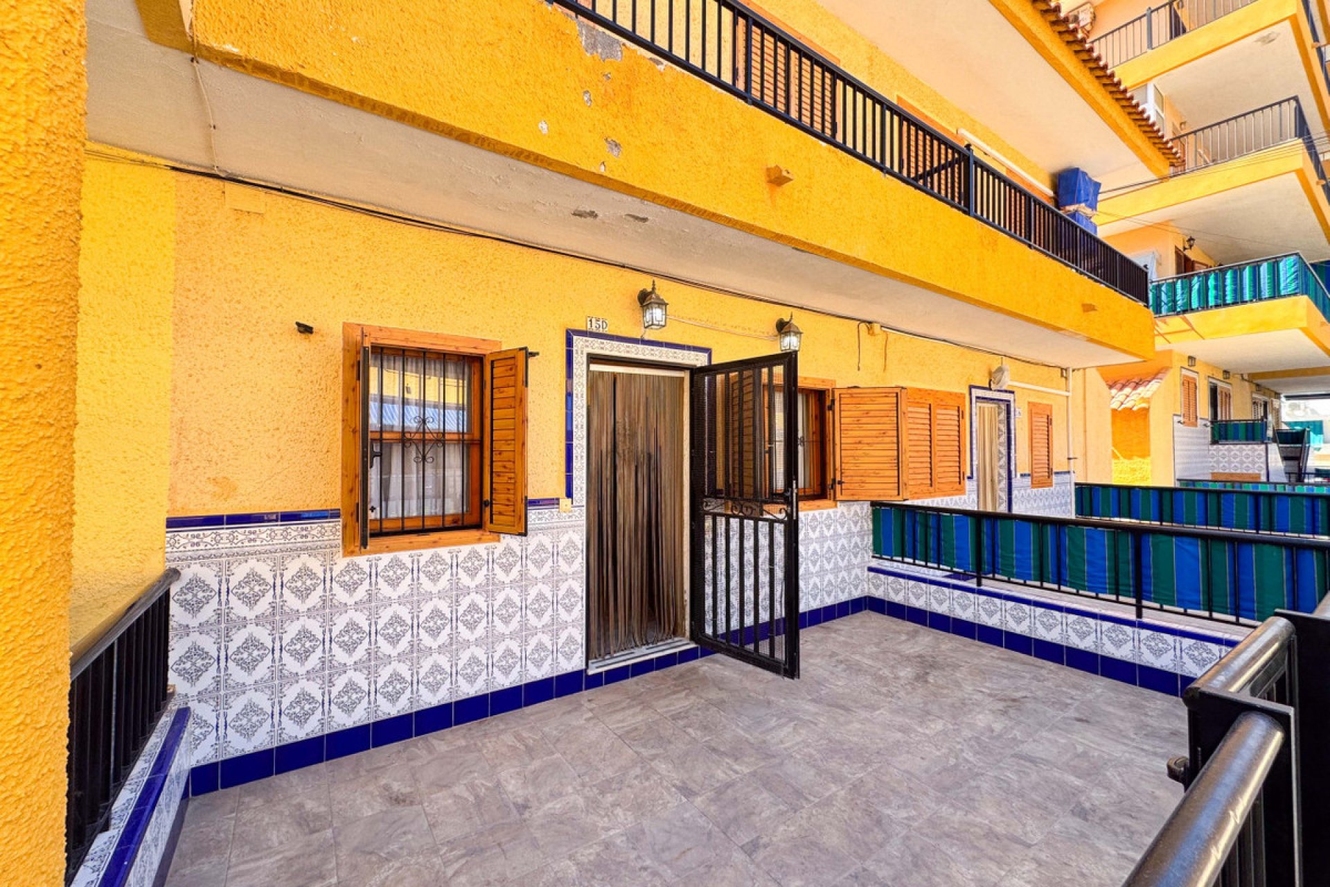 Resale - Town House -
Torrevieja - PLAYA DE LA MATA