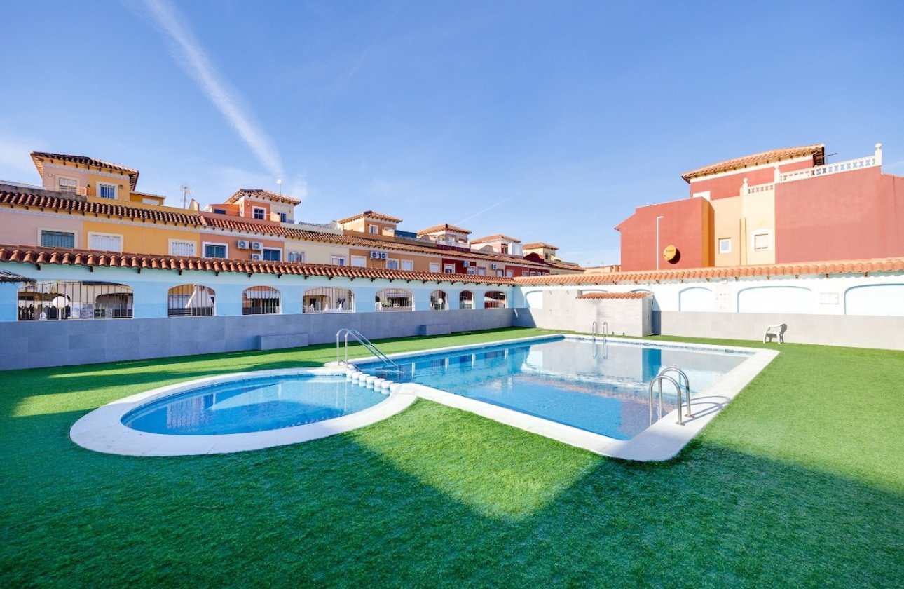 Resale - Town House -
Torrevieja - Torrevieja Centro