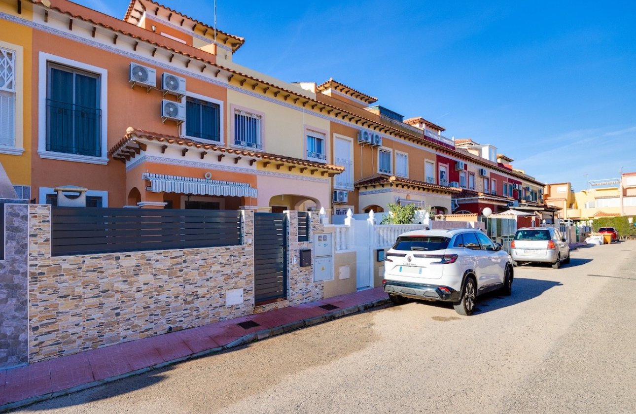 Resale - Town House -
Torrevieja - Torrevieja Centro