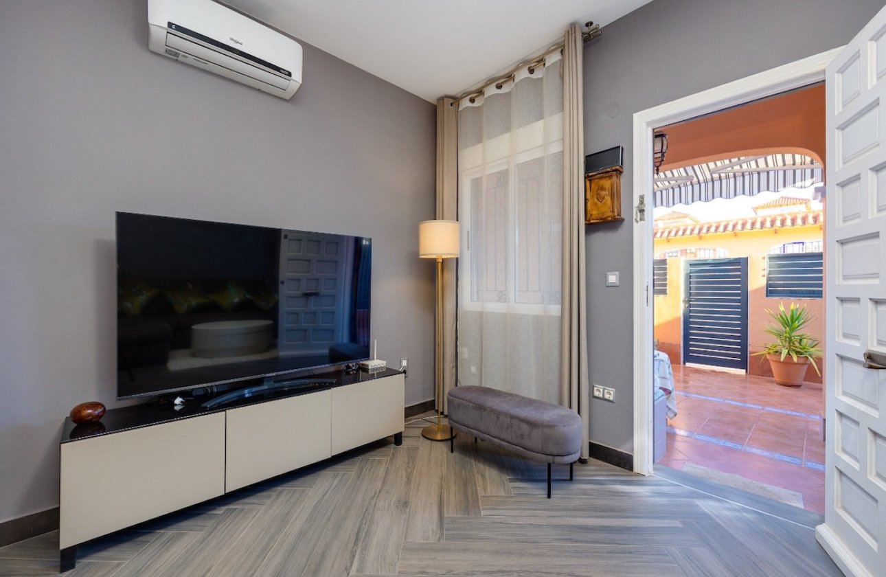Resale - Town House -
Torrevieja - Torrevieja Centro