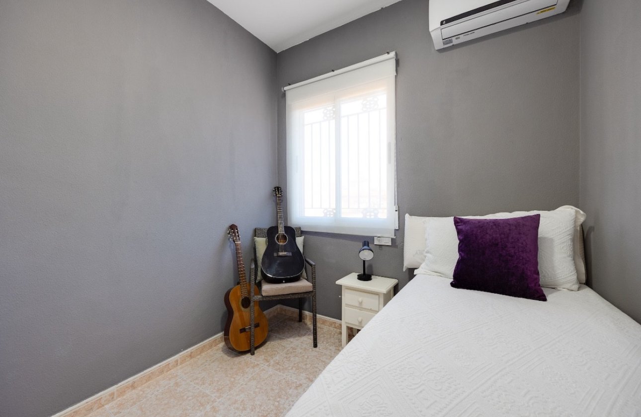Resale - Town House -
Torrevieja - Torrevieja Centro