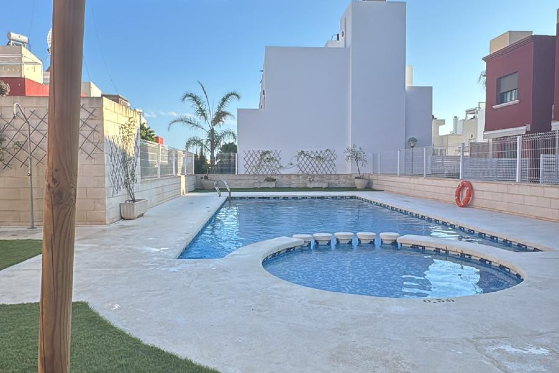 Resale - Town House -
Torrevieja - Torrevieja Centro