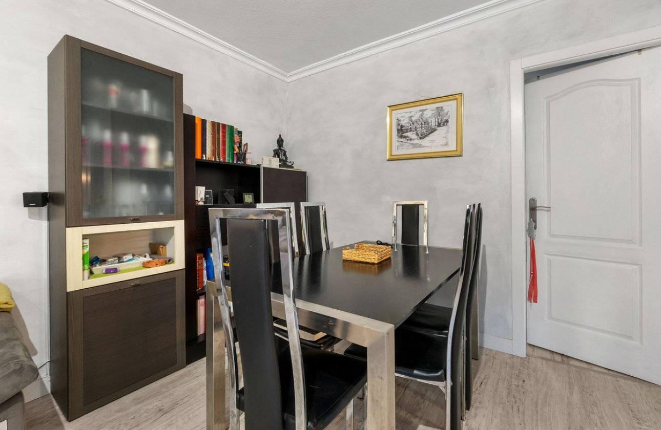 Resale - Town House -
Torrevieja - Torrevieja Centro