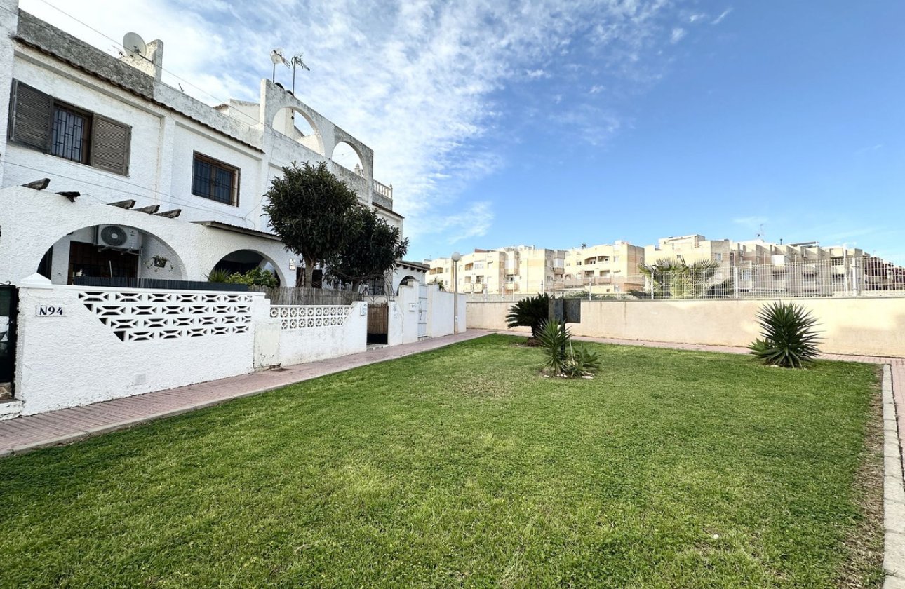 Resale - Town House -
Torrevieja - Torrevieja Centro