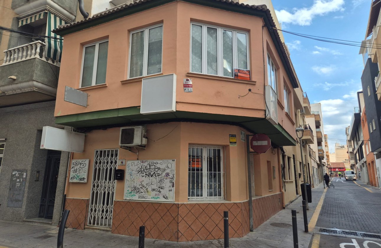 Resale - Town House -
Torrevieja - Torrevieja Centro