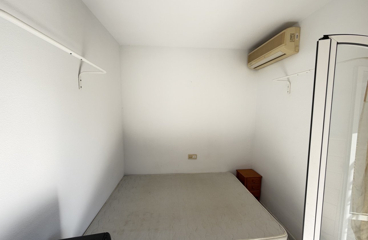 Resale - Townhouse -
La Florida