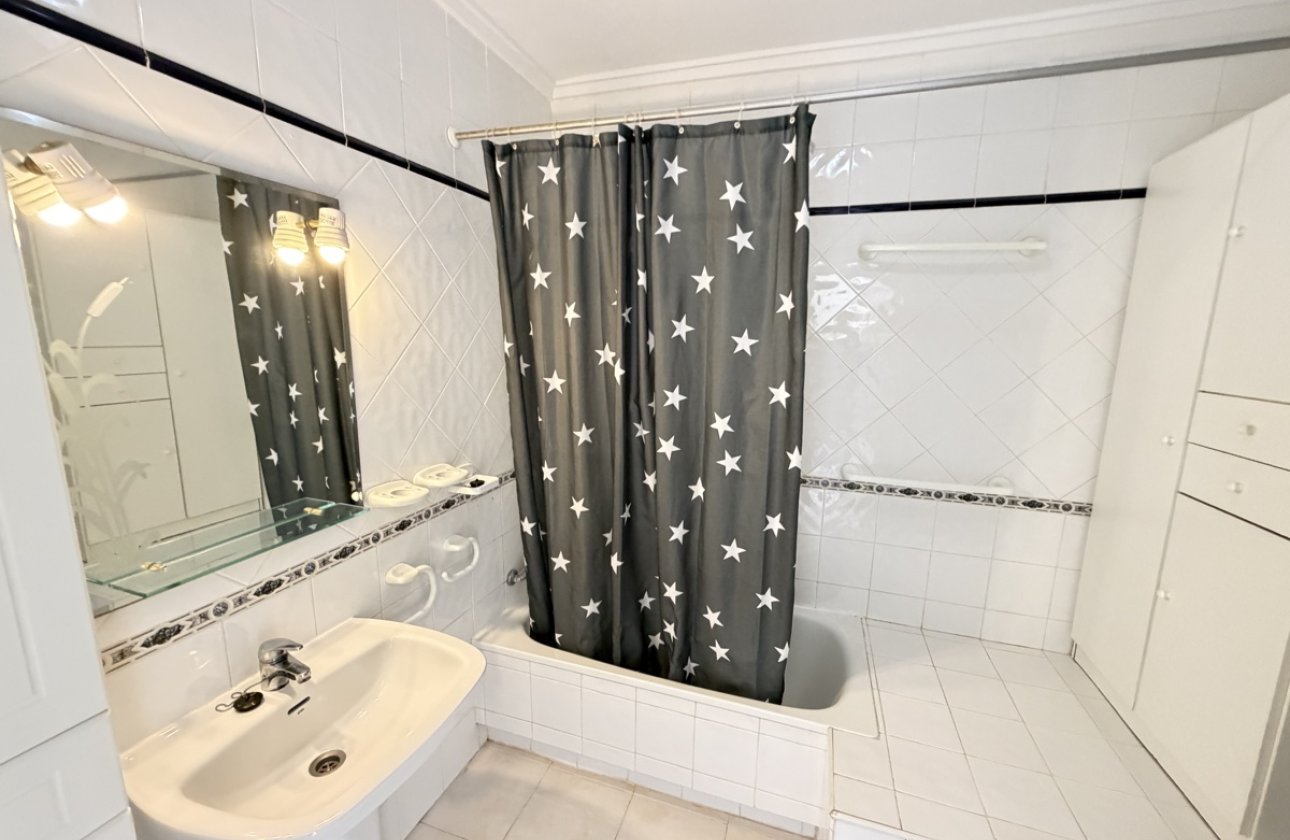 Resale - Townhouse -
La Florida