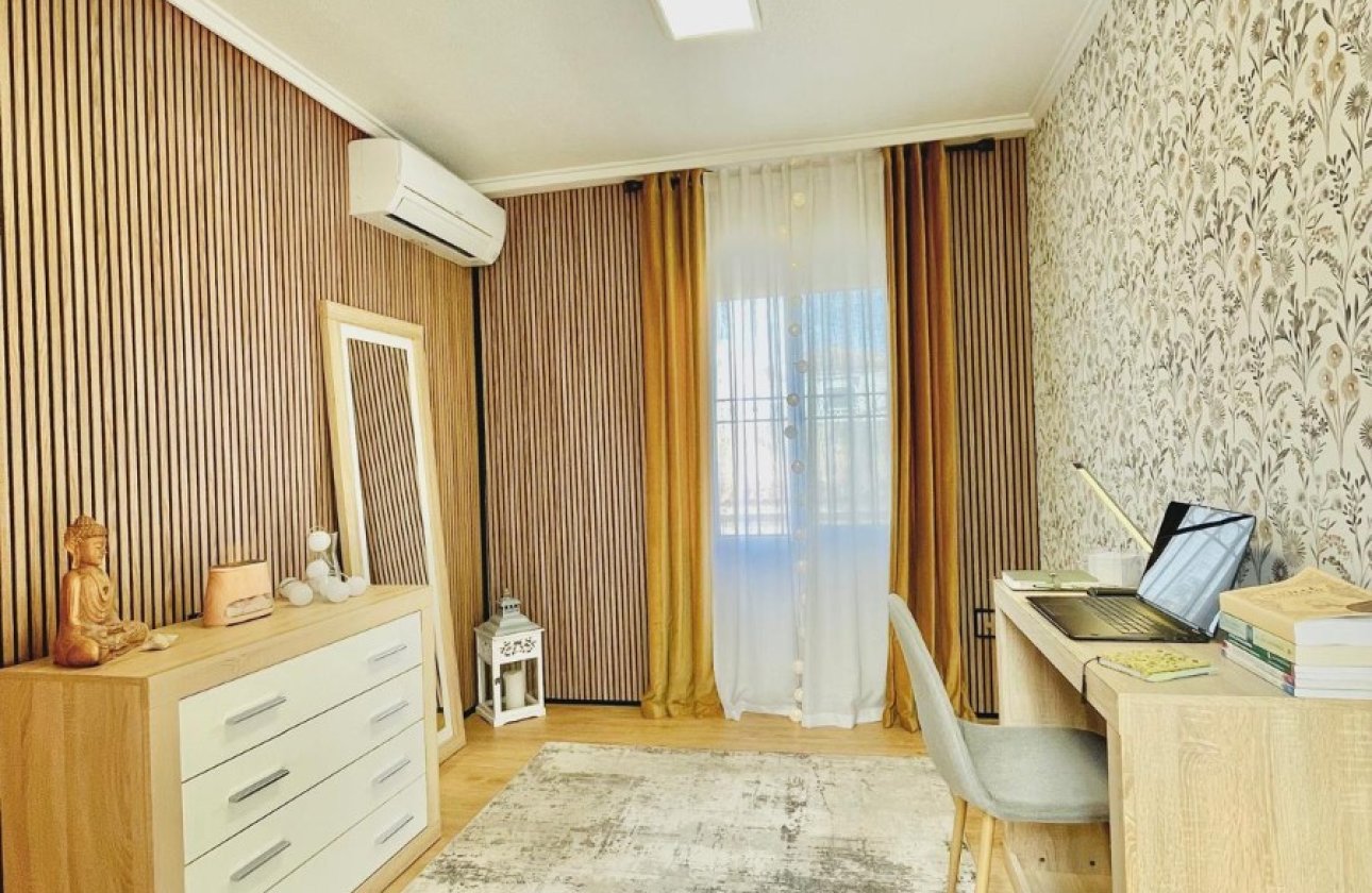 Resale - Townhouse -
Orihuela Costa - Playa Flamenca