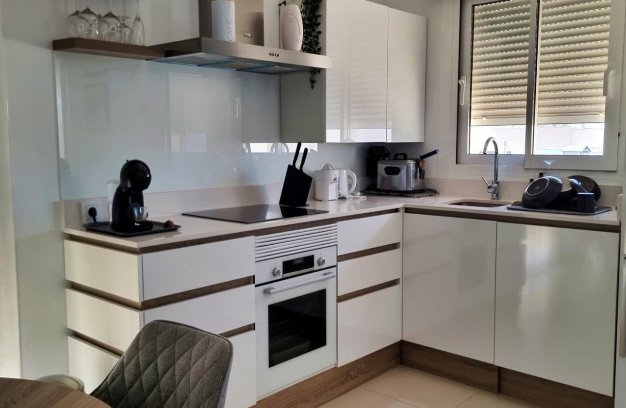 Resale - Upper floor bungalow -
Ciudad Quesada - Doña pepa