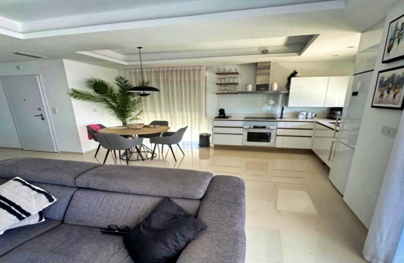 Resale - Upper floor bungalow -
Ciudad Quesada - Doña pepa