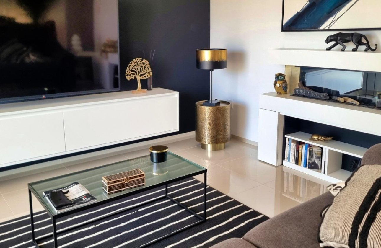 Resale - Upper floor bungalow -
Ciudad Quesada - Doña pepa