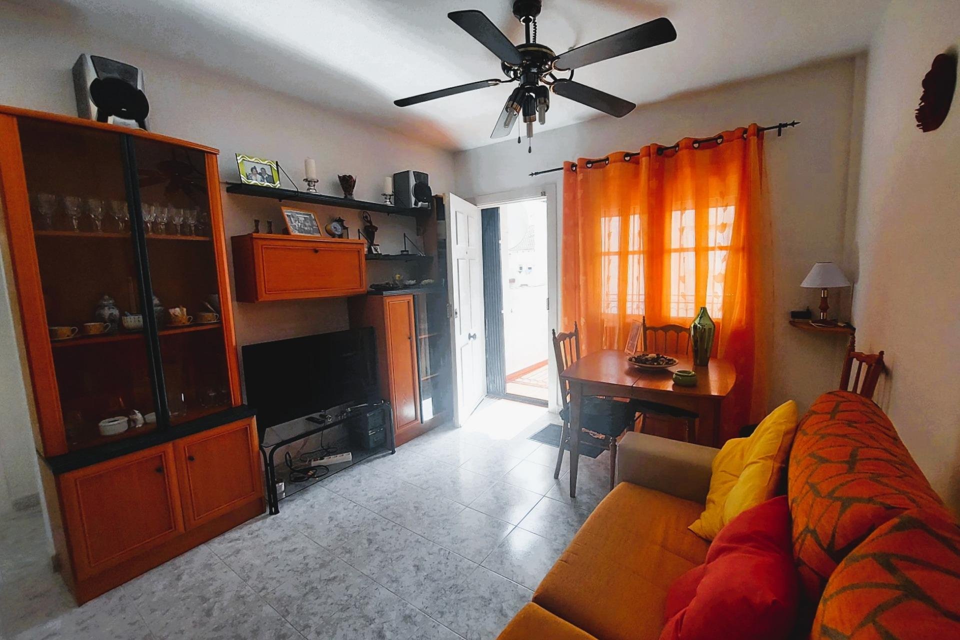 Resale - Upper floor bungalow -
Orihuela Costa - Playa Flamenca