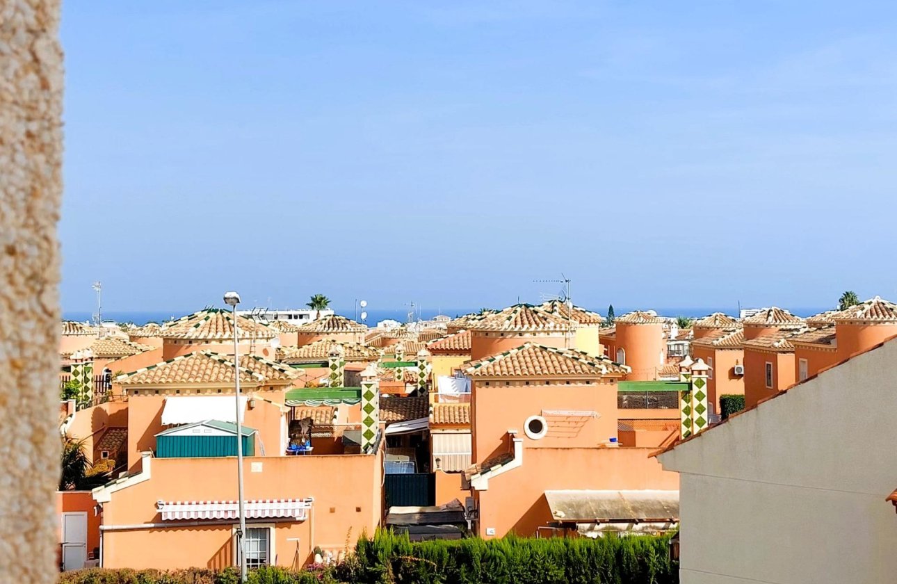 Resale - Upper floor bungalow -
Orihuela Costa - Playa Flamenca