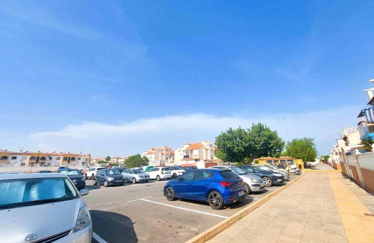 Resale - Upper floor bungalow -
Orihuela Costa - Playa Flamenca