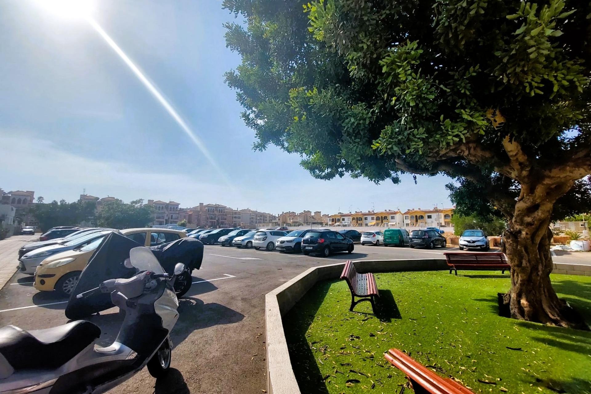 Resale - Upper floor bungalow -
Orihuela Costa - Playa Flamenca