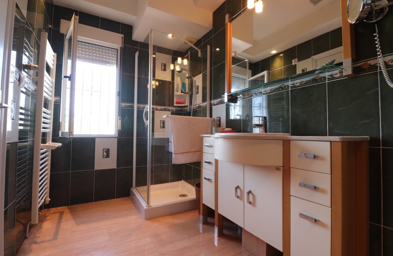 Resale - Villa -
Algorfa - Algorfa Centro