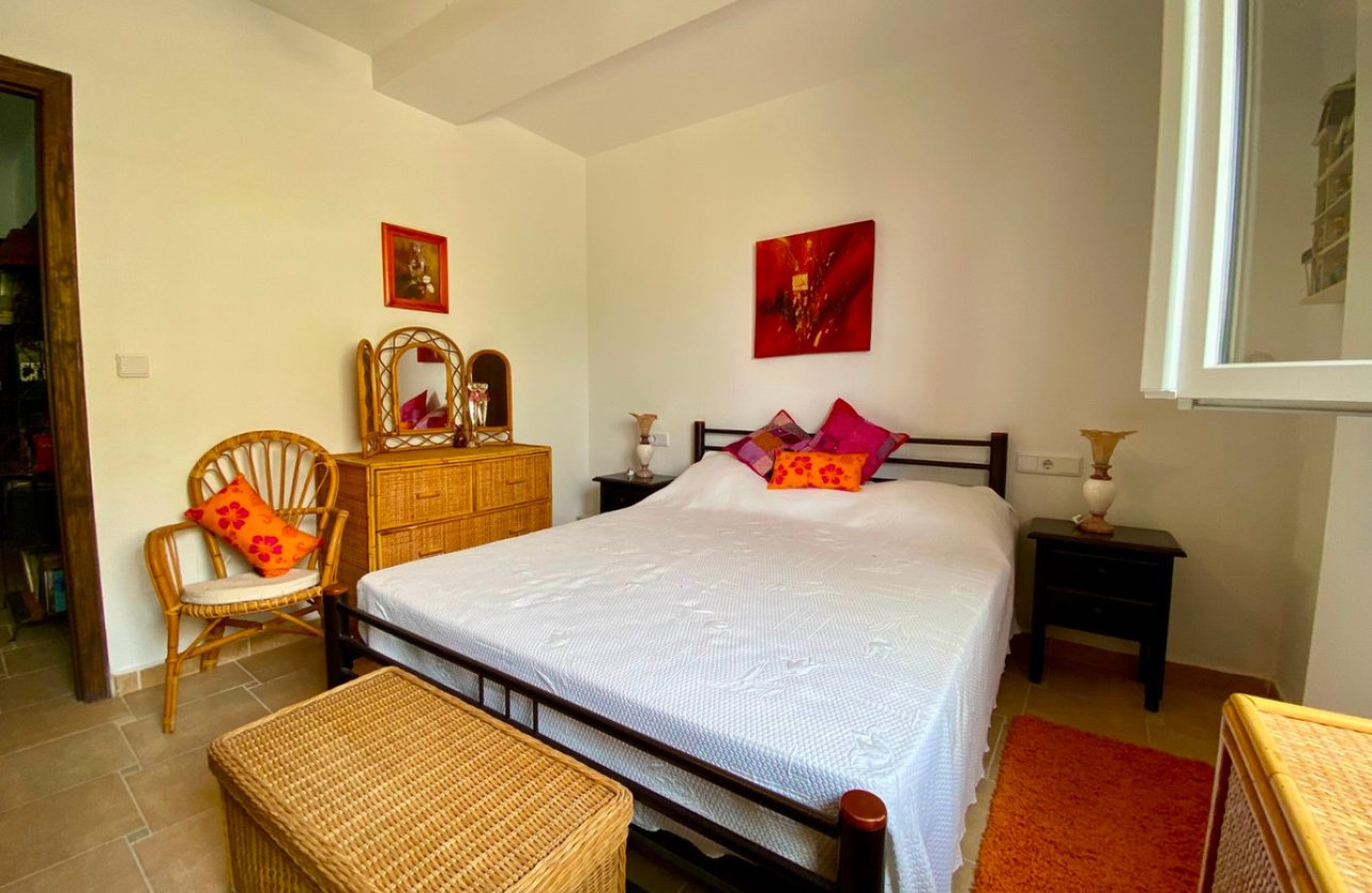 Resale - Villa -
Algorfa - Algorfa Centro