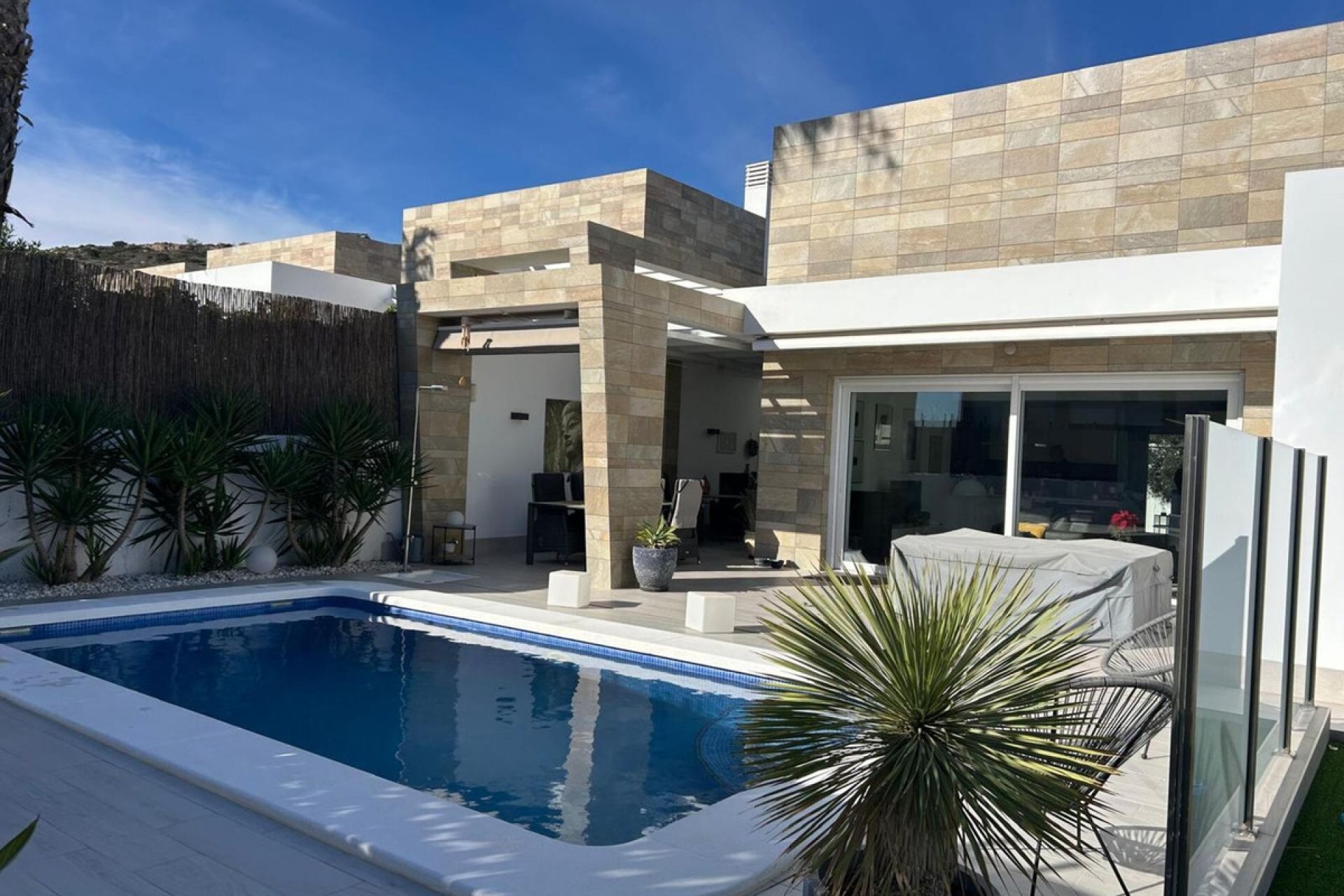 Resale - Villa -
Algorfa - Algorfa Centro