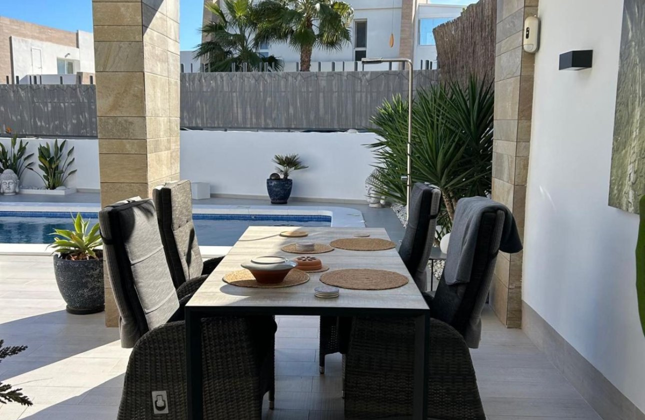 Resale - Villa -
Algorfa - Algorfa Centro