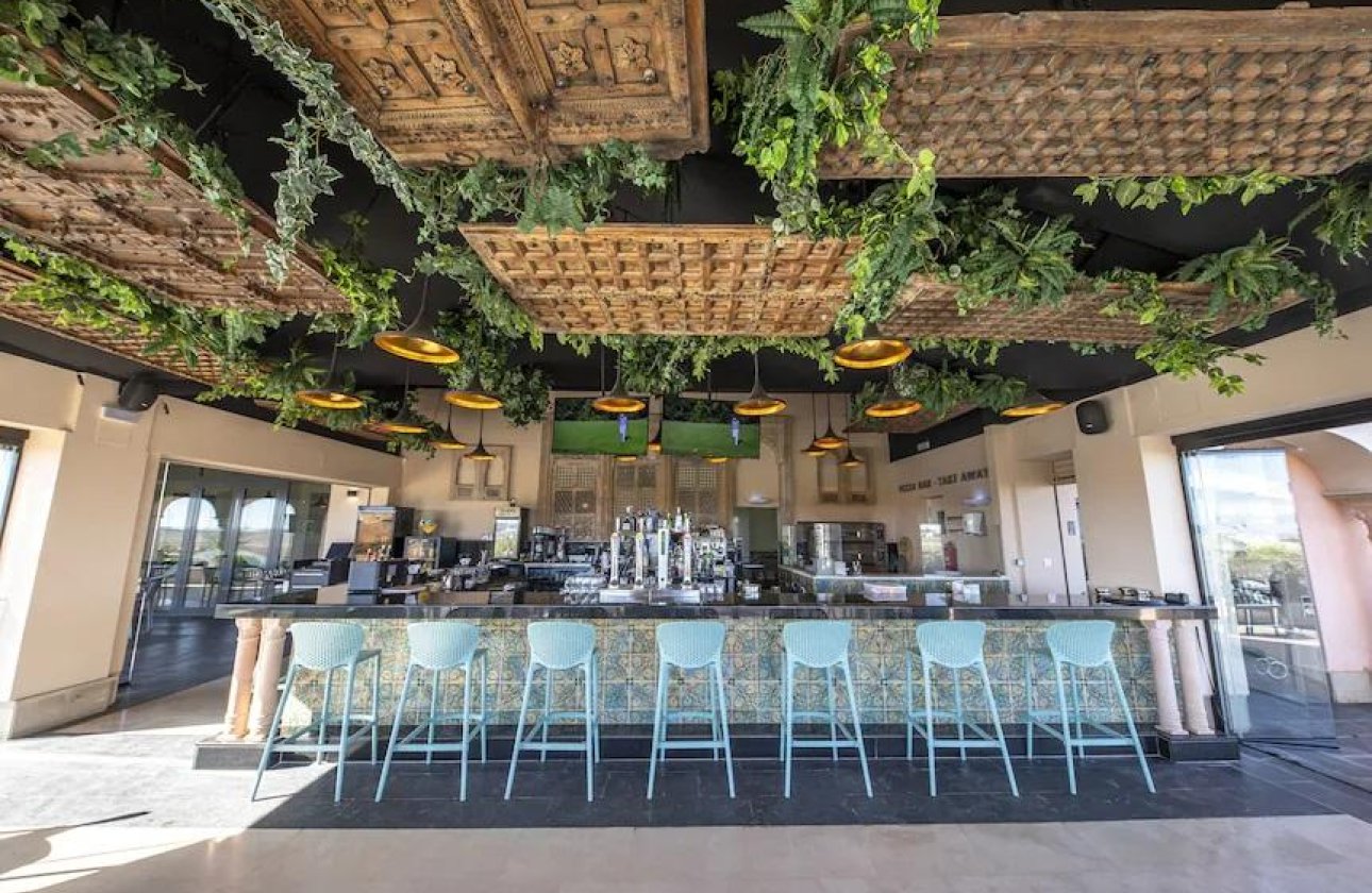 Resale - Villa -
Algorfa - Campo de Golf - Algorfa