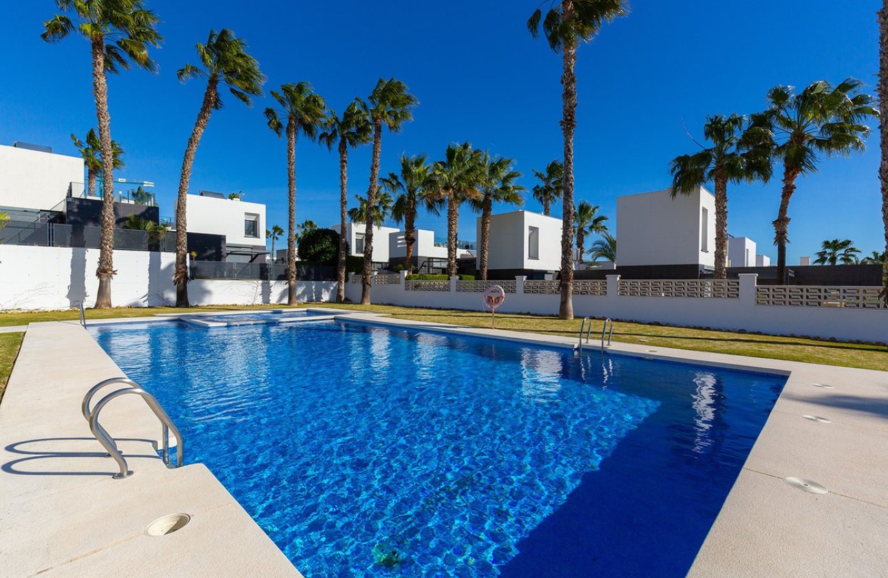 Resale - Villa -
Algorfa - La Finca Golf