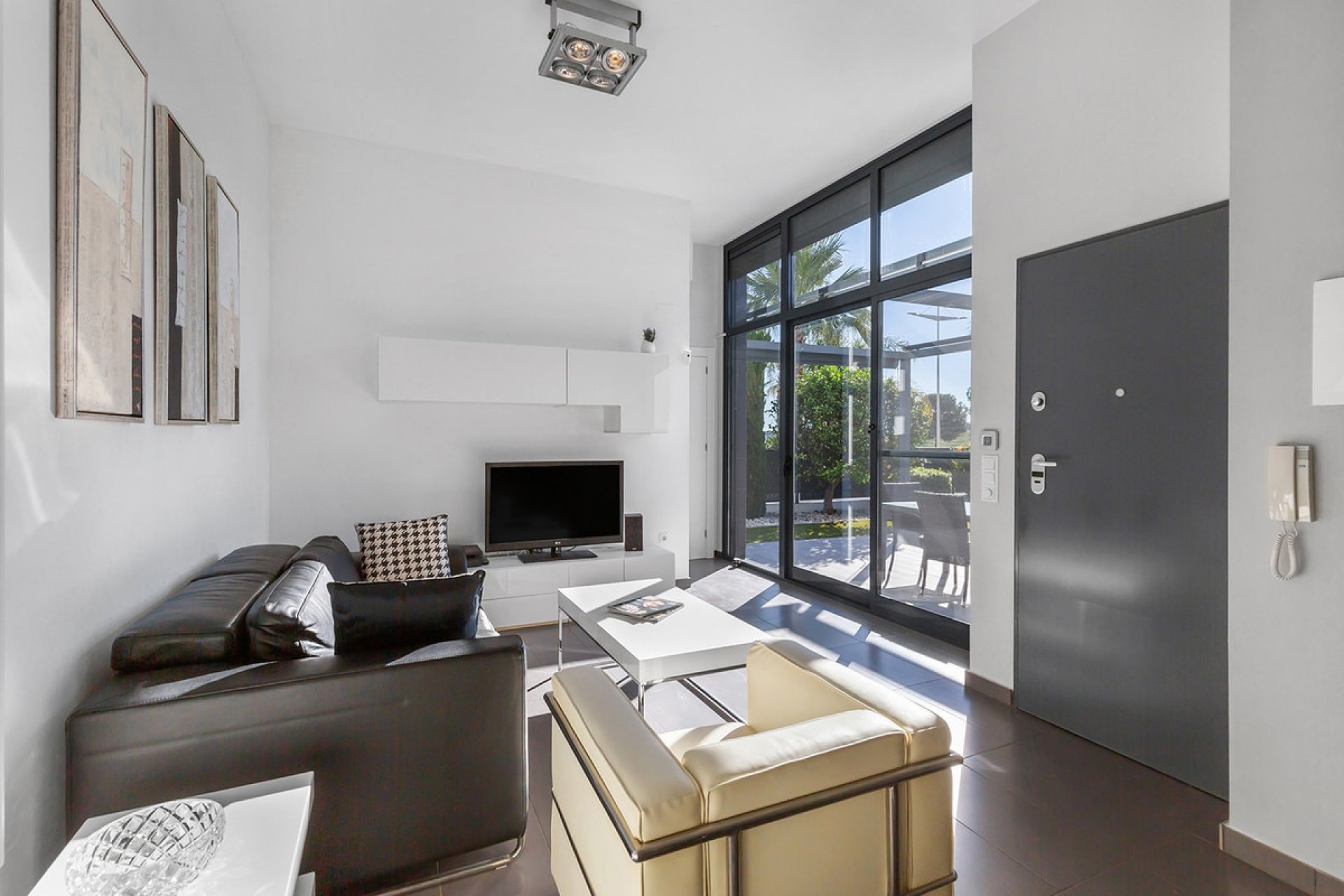 Resale - Villa -
Algorfa - La Finca Golf