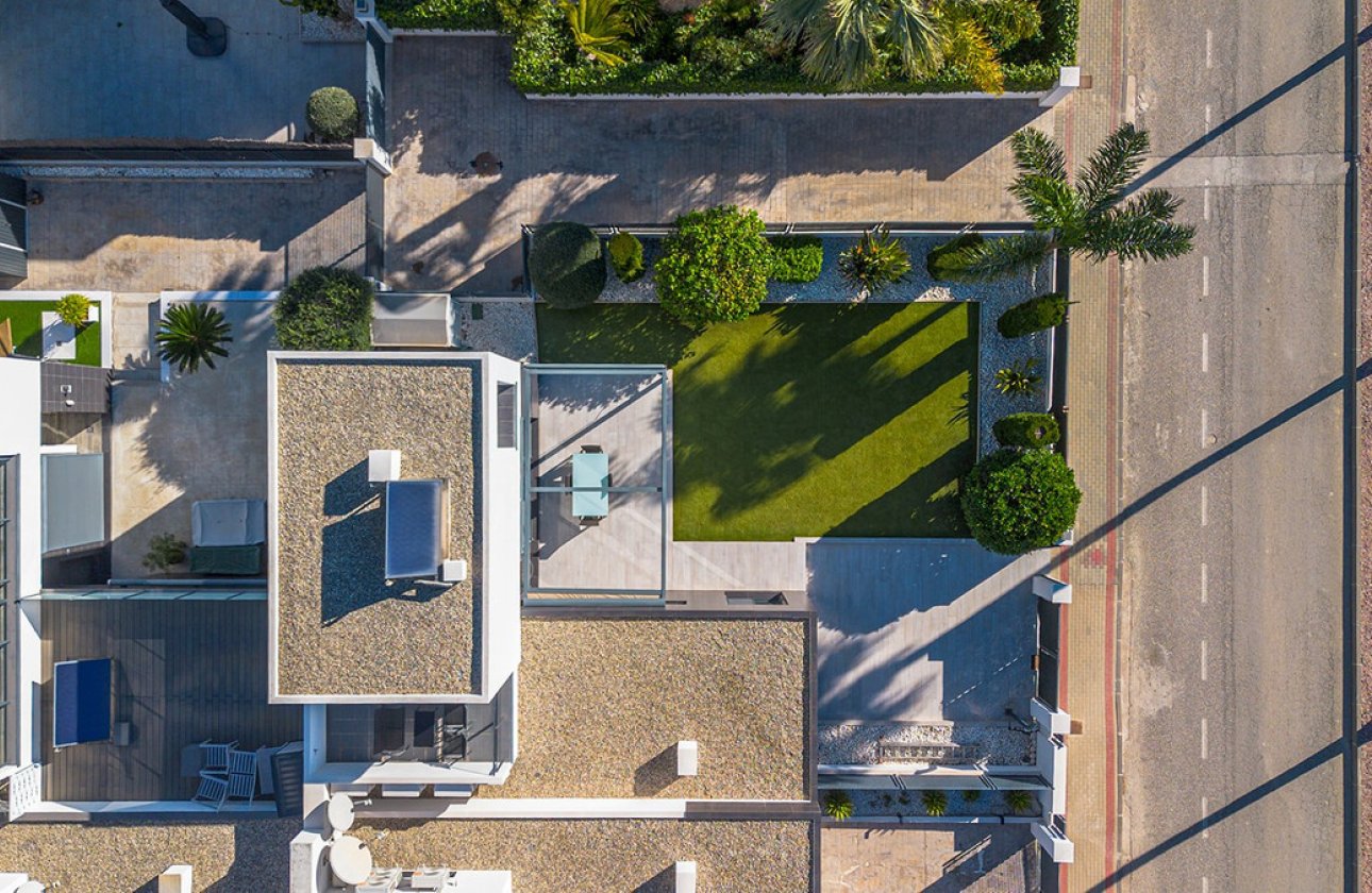 Resale - Villa -
Algorfa - La Finca Golf