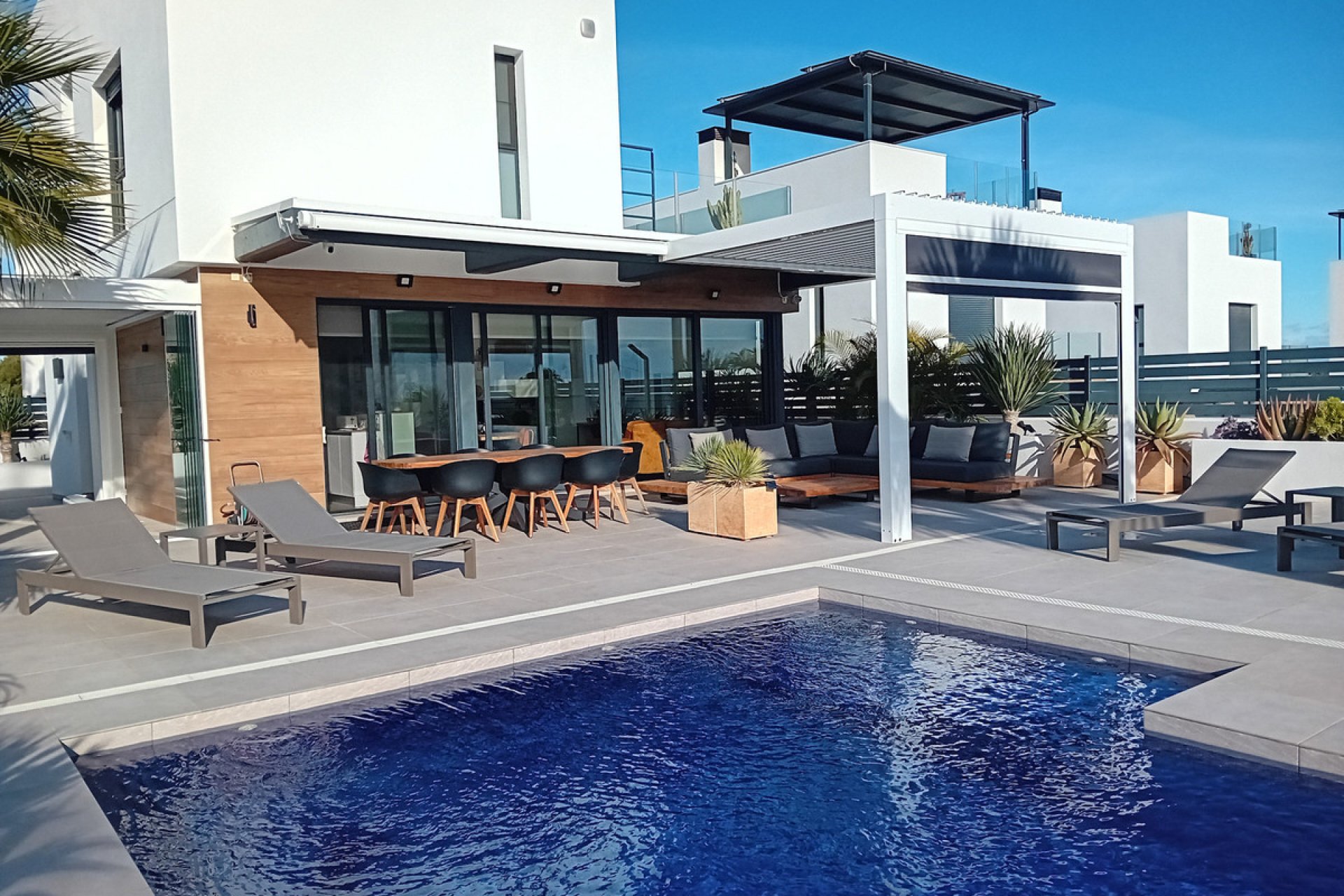 Resale - Villa -
Algorfa - La Finca Golf