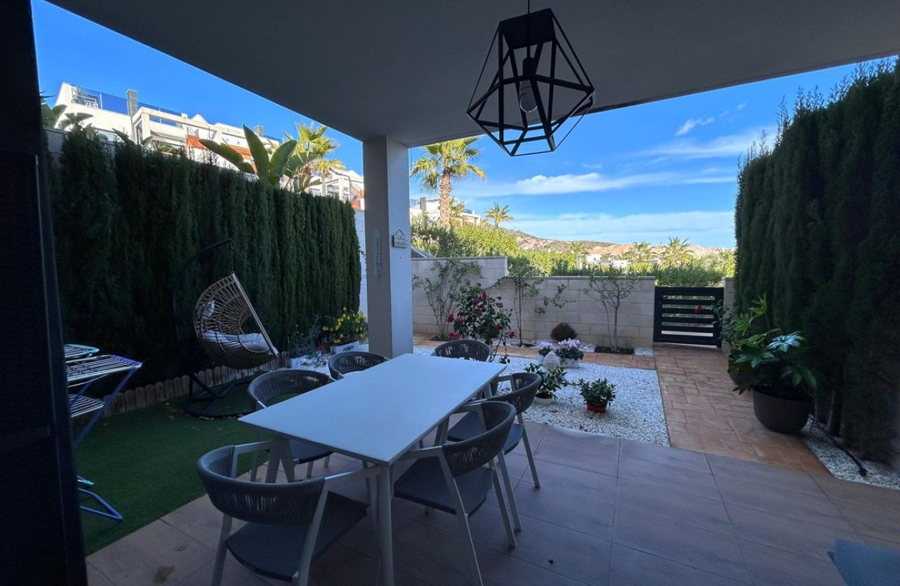 Resale - Villa -
Alicante - Alicante Centro