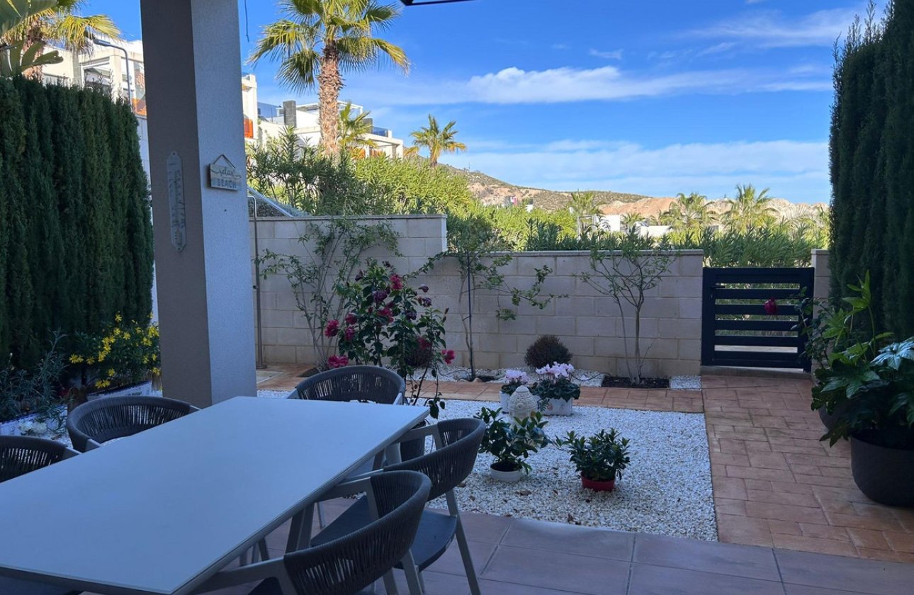 Resale - Villa -
Alicante - Alicante Centro