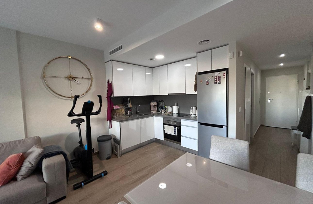 Resale - Villa -
Alicante - Alicante Centro