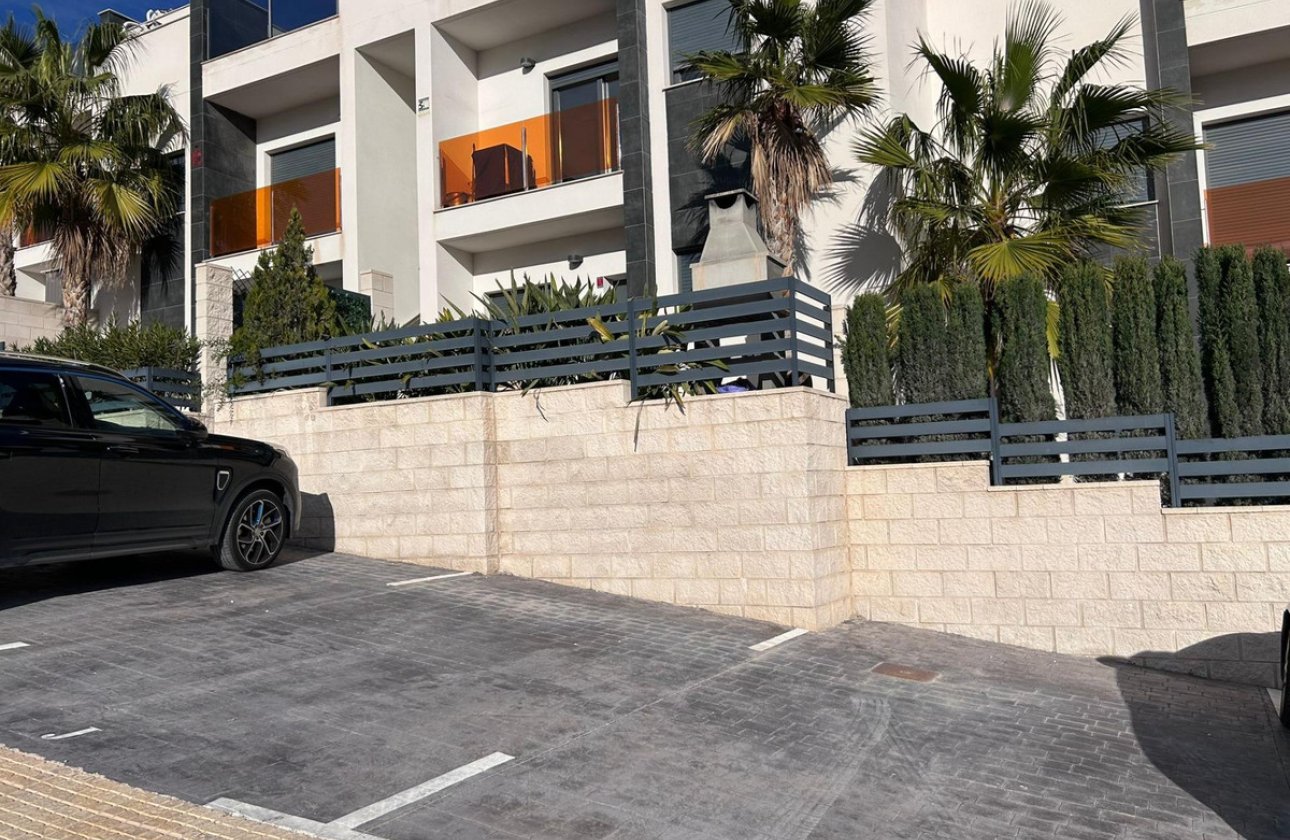 Resale - Villa -
Alicante - Alicante Centro