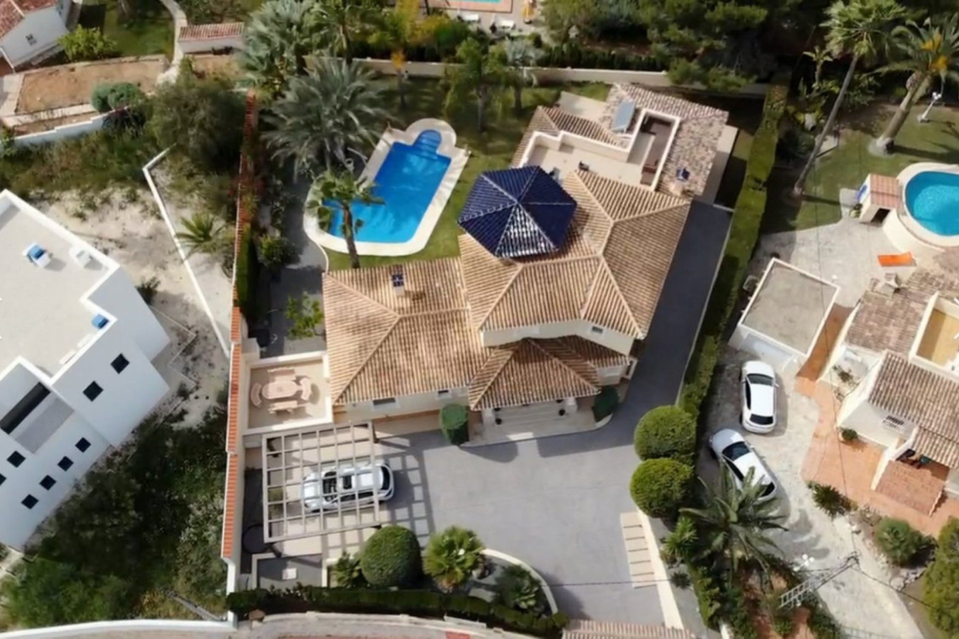 Resale - Villa -
Alicante - Alicante Centro