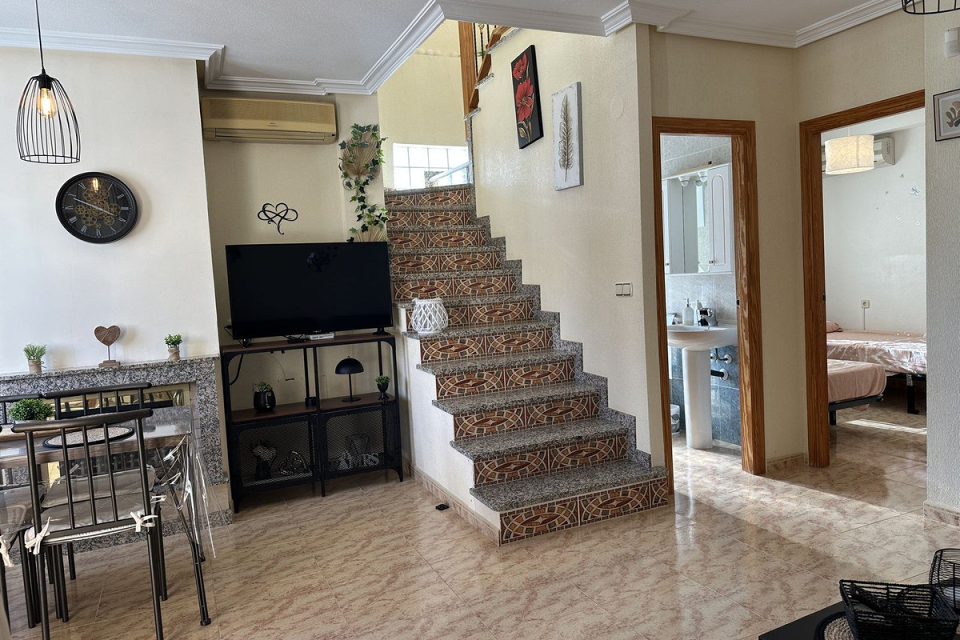 Resale - Villa -
Alicante - Alicante Centro