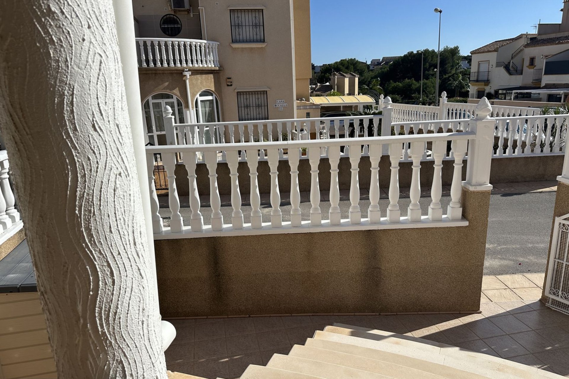 Resale - Villa -
Alicante - Alicante Centro