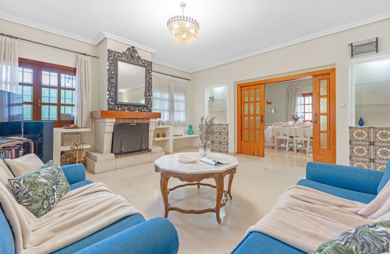 Resale - Villa -
Alicante - Alicante Centro