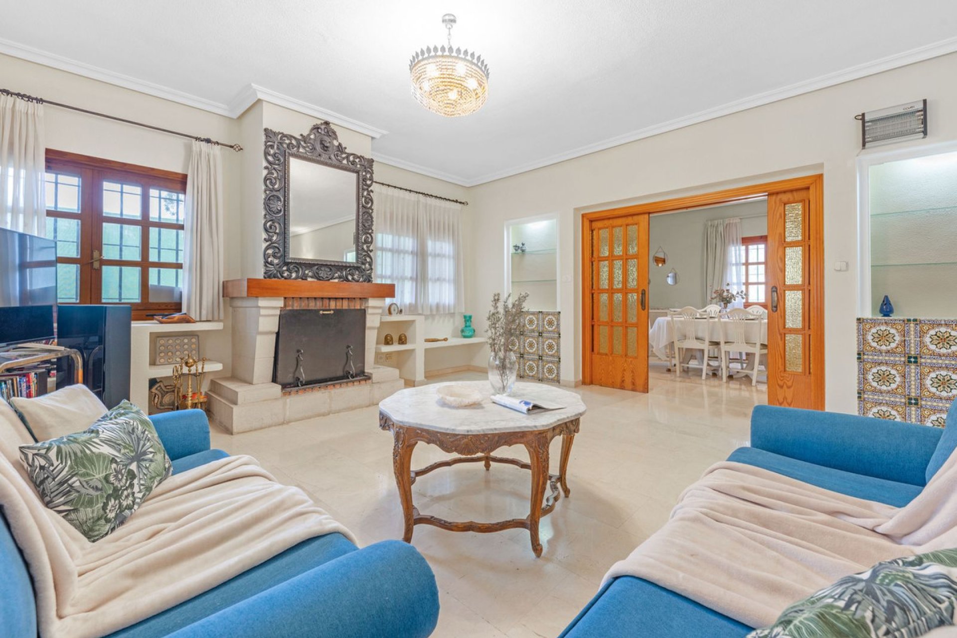 Resale - Villa -
Alicante - Alicante Centro