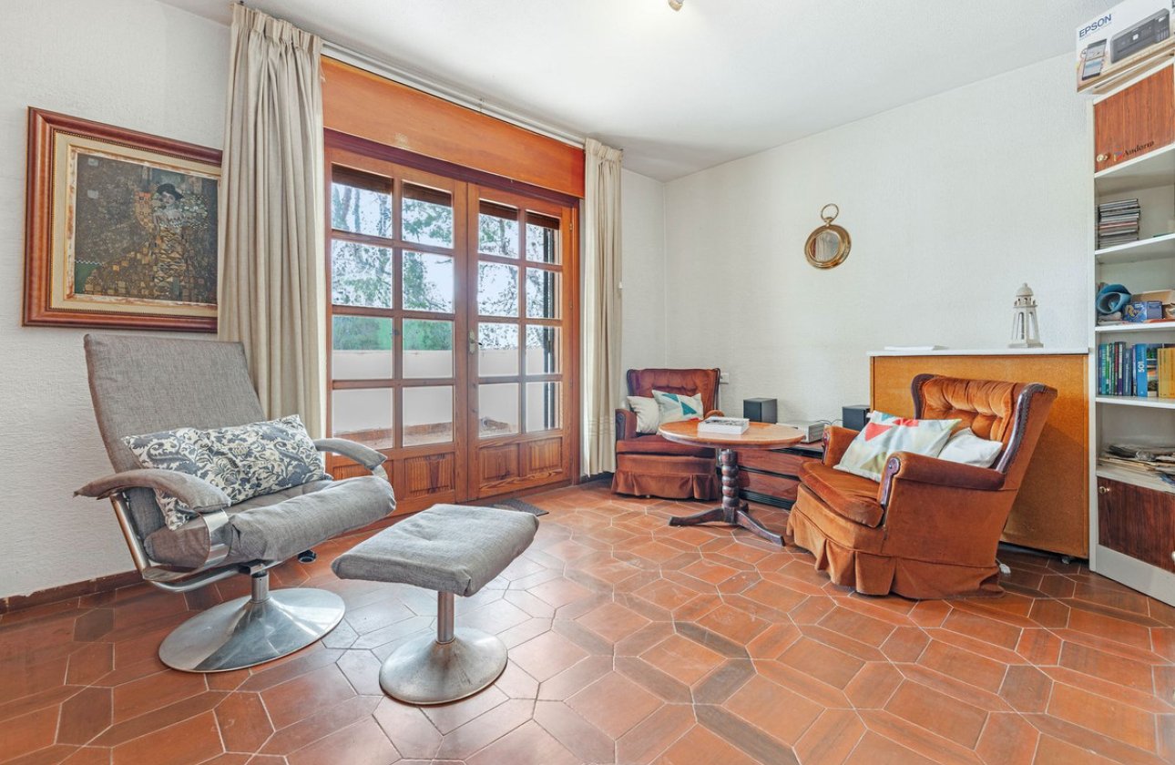 Resale - Villa -
Alicante - Alicante Centro