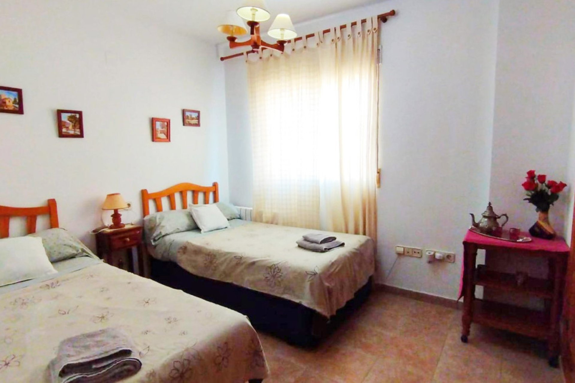 Resale - Villa -
Alicante City - La Torreta