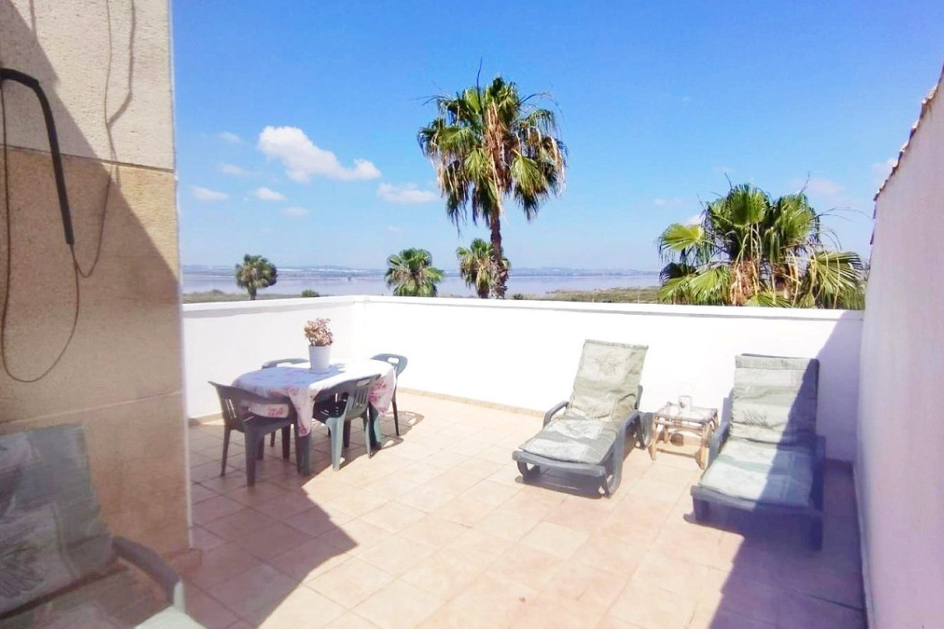 Resale - Villa -
Alicante City - La Torreta